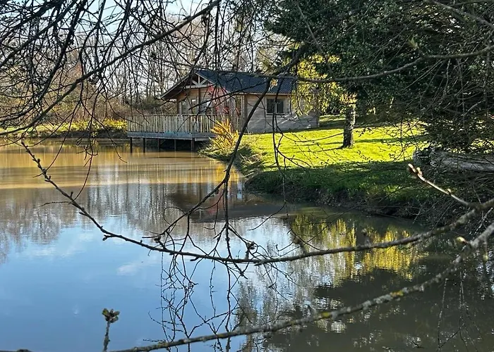 Chalet Un étang Idéal Pour La Famille *